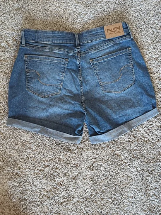 Signature by Levi Strauss Shorts Size 8 - W29 - Picture 6 of 11
